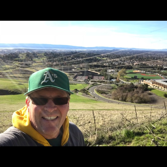 Meet your Posher, Robert - Picture 1 of 1